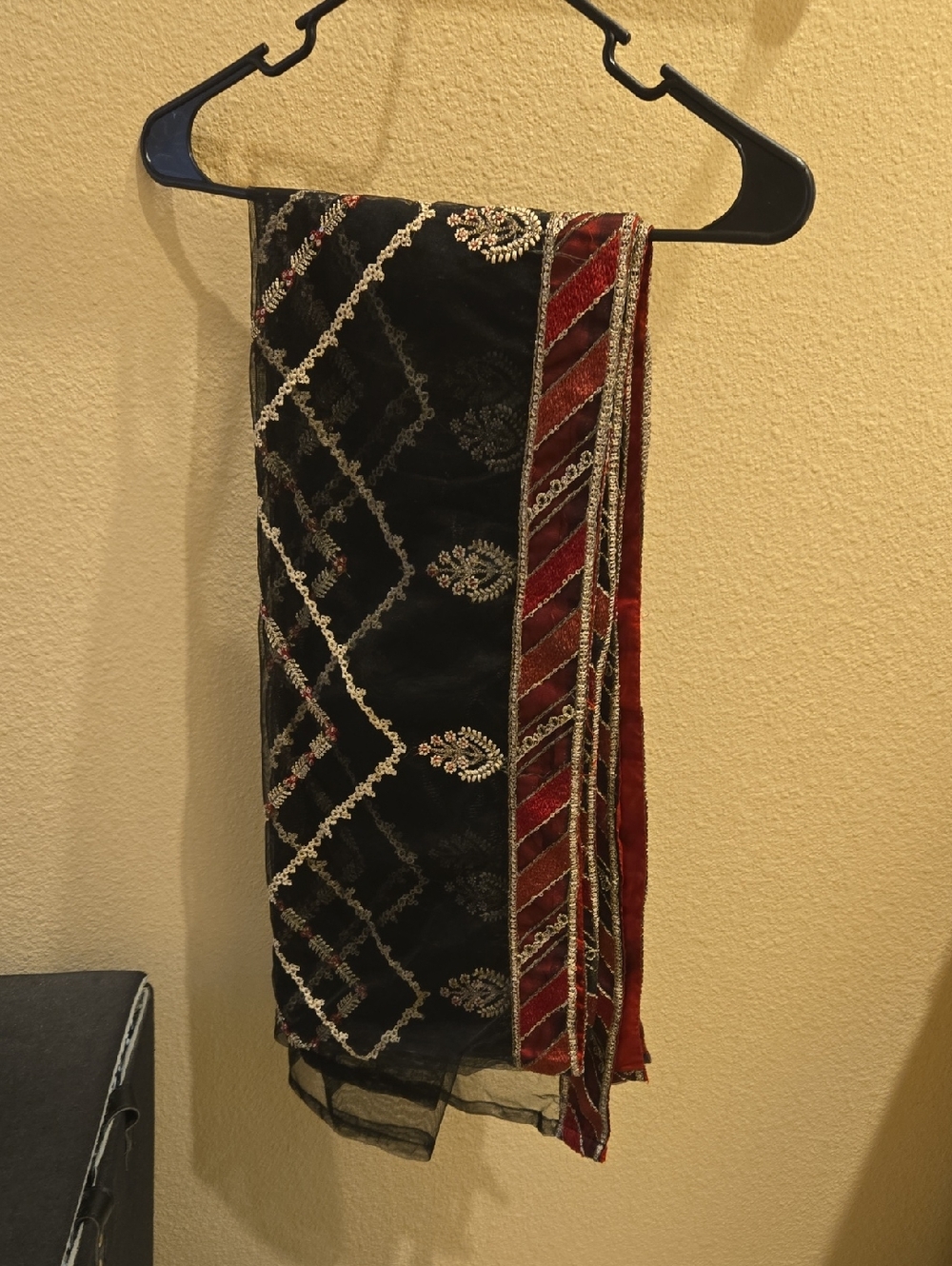 Black & Red Embroidered Ethnic Scarf/Dupatta
